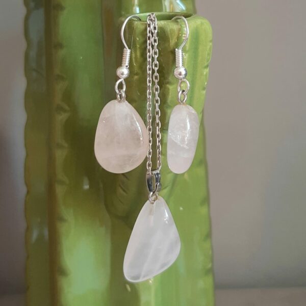 Beautiful rose quartz earrings and pendant - main product image