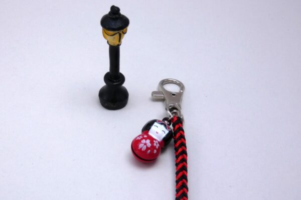 Kokeshi bell keyring - product image 5