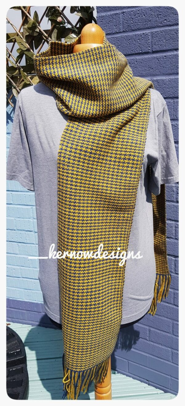 Handwoven Houndstooth Scarf - product image 2