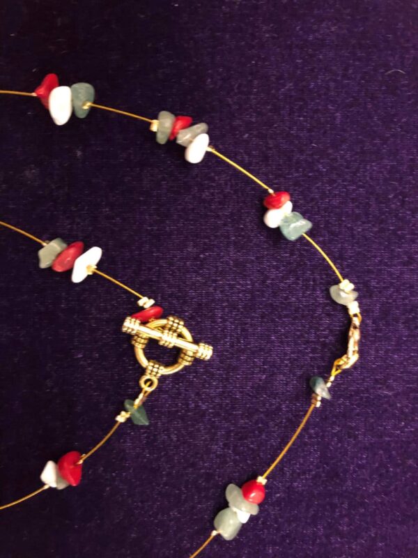 Festive gemstone necklace and bracelet set - product image 4