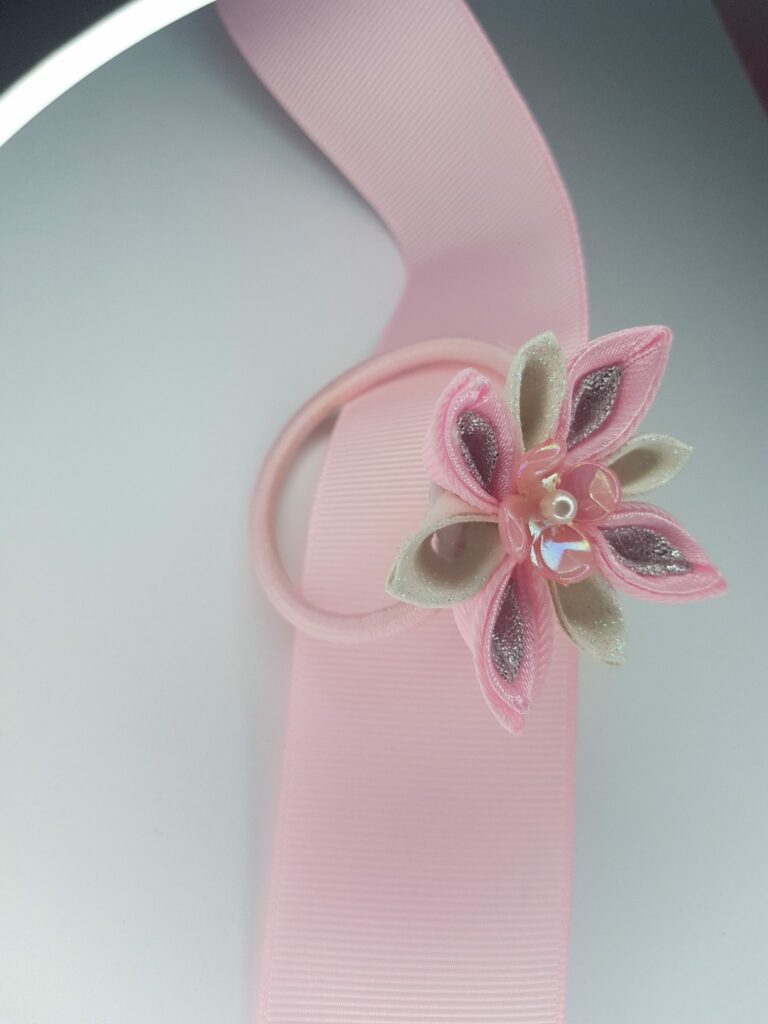 Snowflake hair bobble