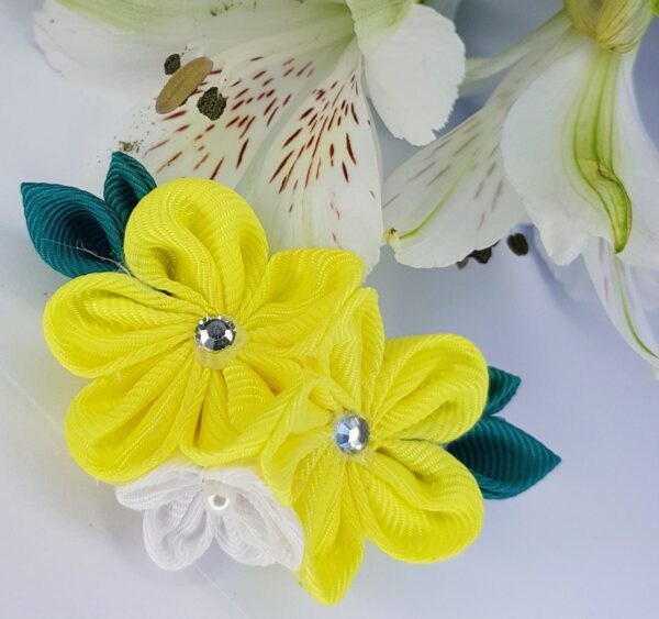 Buttercup #2 brooch - main product image
