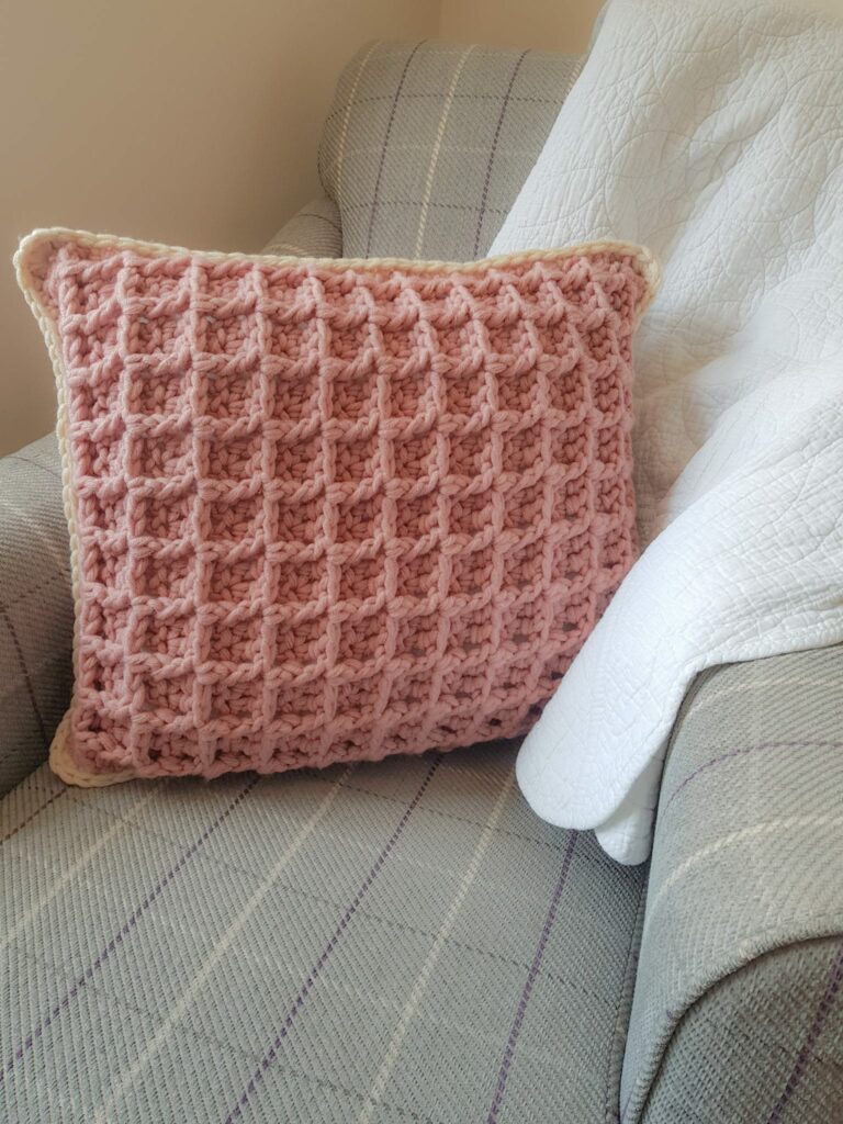 The Cosy Cwtch Cushion Pattern