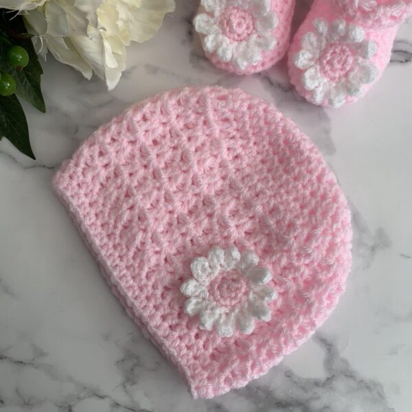 Daisy hat and booties - product image 2