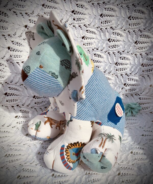 Baby Keepsake/memory lion - product image 2