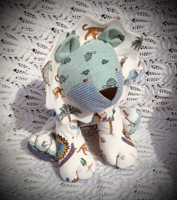 Baby Keepsake/memory lion - product image 4