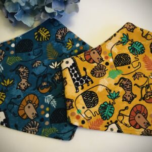 Jungle print bandana style dribble bib set