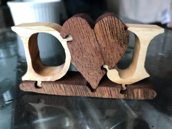 Lovers wooden keepsake - product image 5