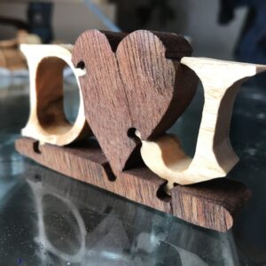 Lovers wooden keepsake