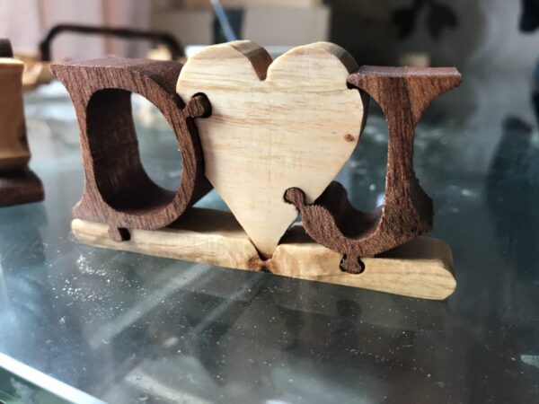 Lovers wooden keepsake - product image 3