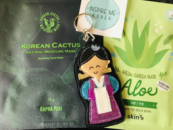 Korean Hanbok Keyring - product image 4