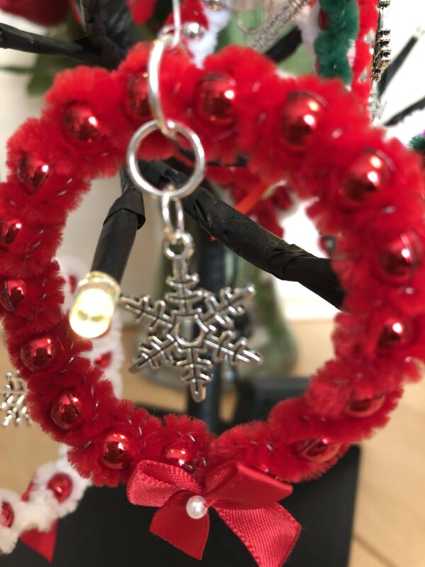 3 Fluffy Christmas wreaths - product image 3