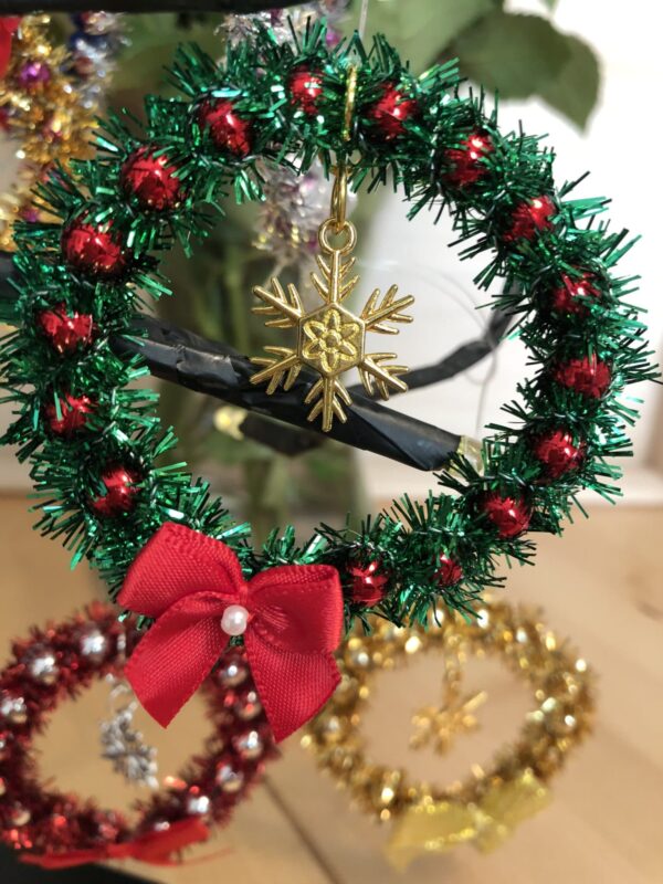 3 Pretty Christmas wreaths - product image 2