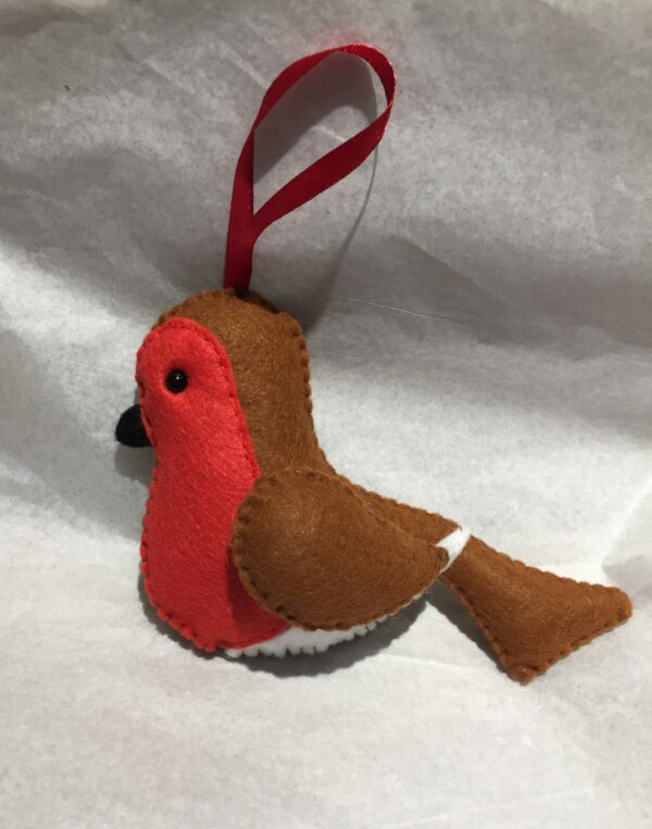 Felt robin Christmas tree decoration - main product image