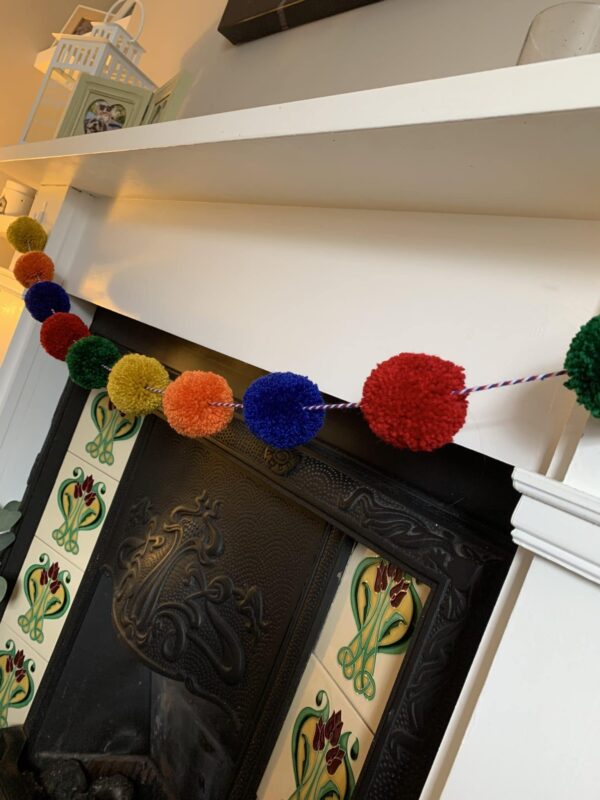 Medium Pom Pom garland - product image 5