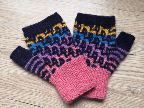 Fingerless mittens - product image 2