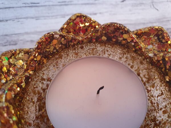 Resin Lotus Tealight Holder - product image 5