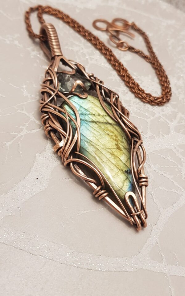 Statement Labradorite Gemstone And Faceted Green Amethyst Hammered Copper Wire Wrapped Pendant - product image 2