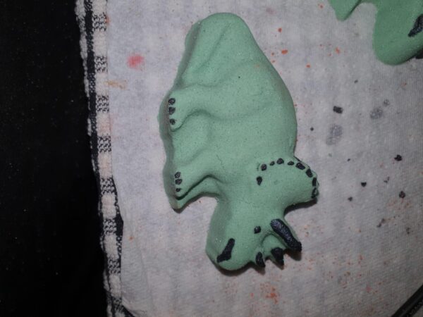 Dinosaur bath bomb - main product image