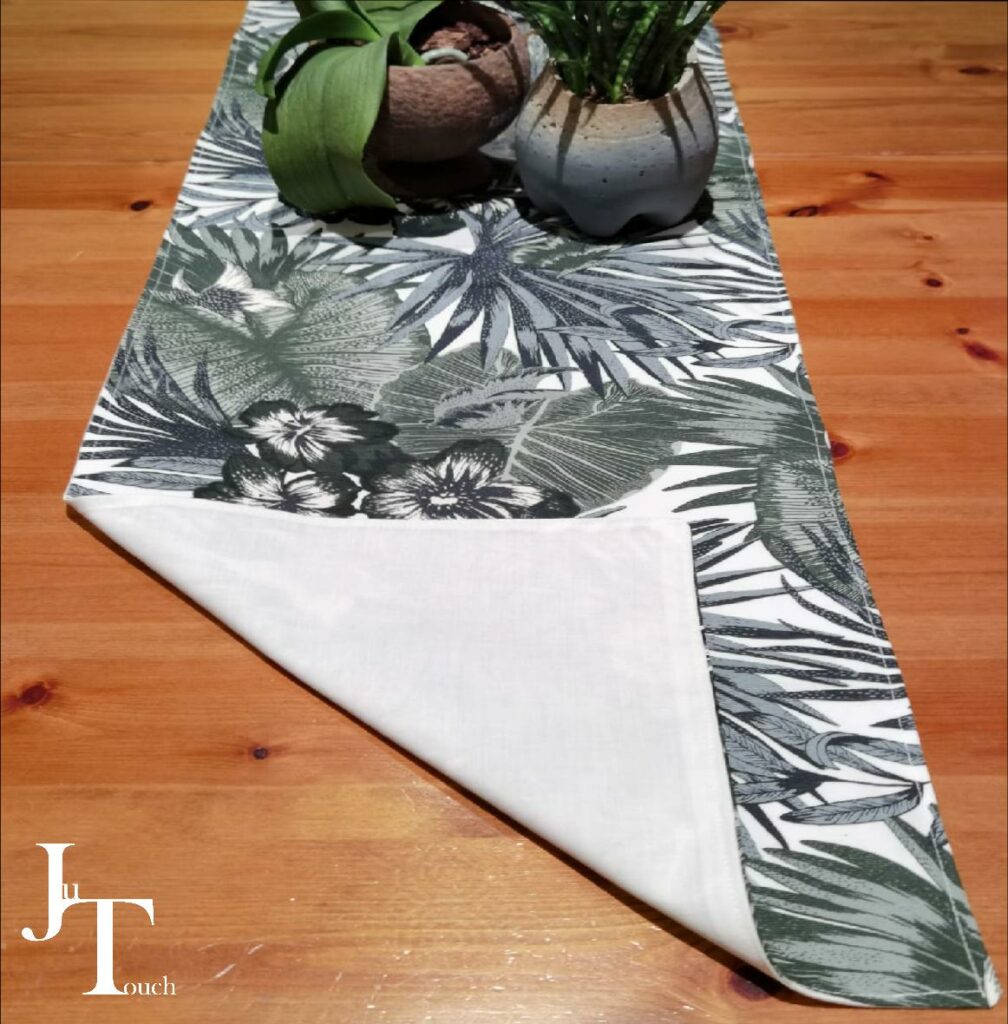 Into The Deep Green Table Runner