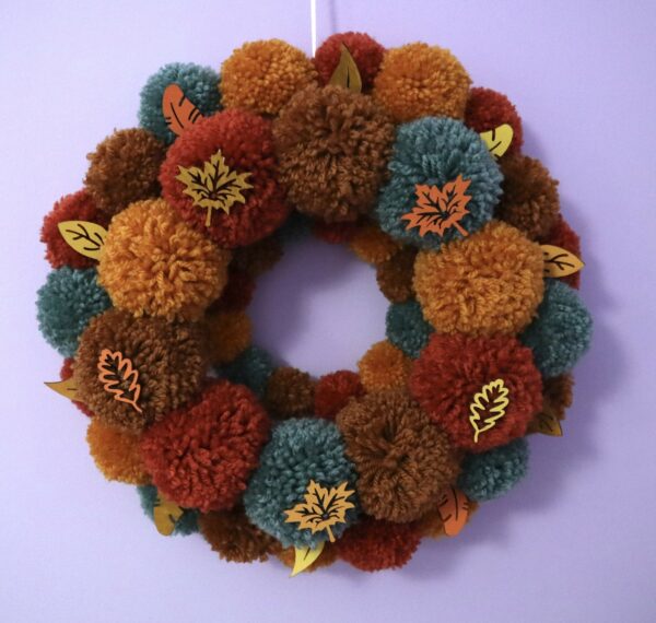 Pom Pom wreath - product image 2