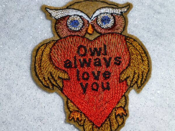 Valentine Owl hugging heart hanging decoration - product image 2