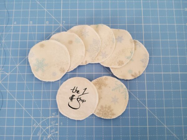 Snowflake cotton pads - product image 3