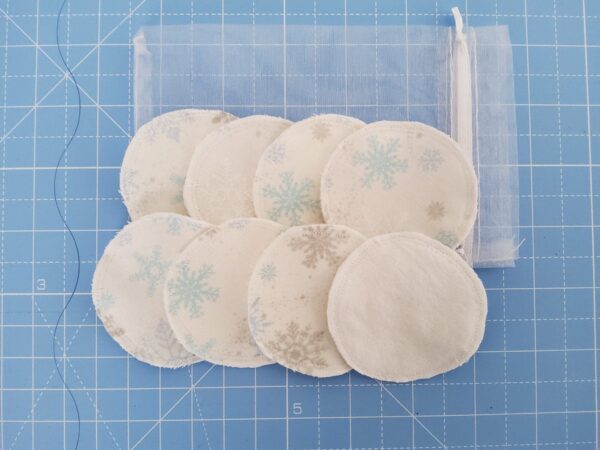 Snowflake cotton pads - product image 2