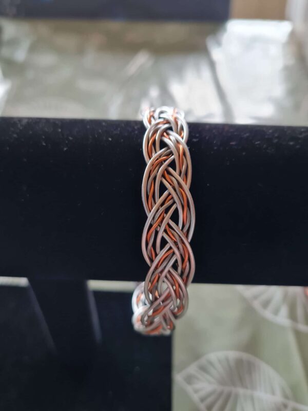 Wire cuff 7 - main product image