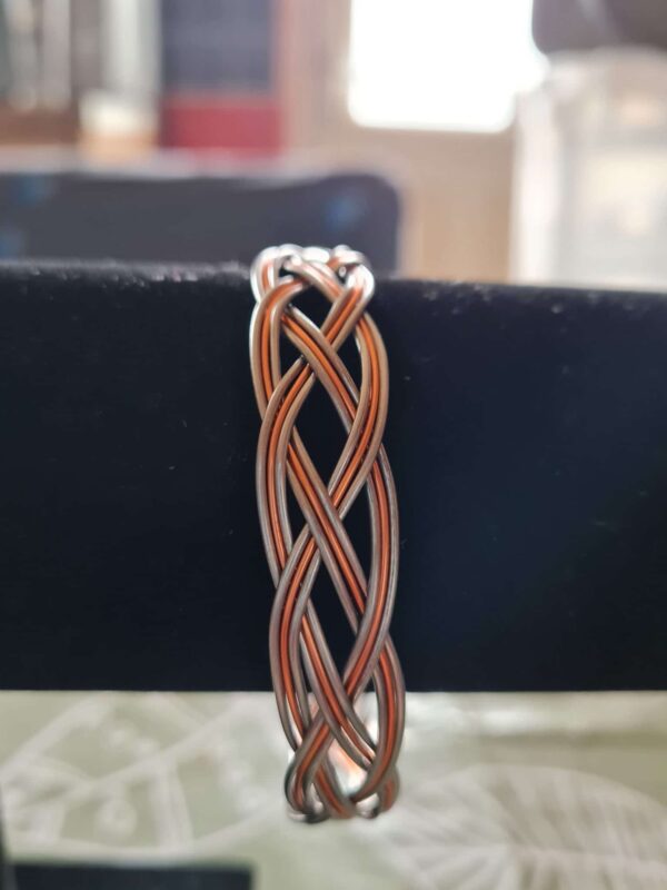Wire cuff 2 - main product image