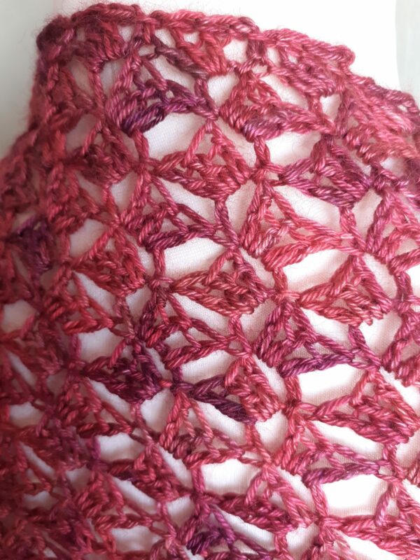 Red berries shawl - product image 4