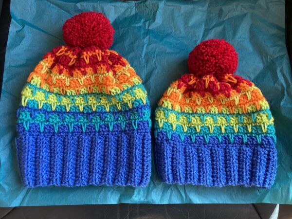 Children’s bobble hat - product image 3