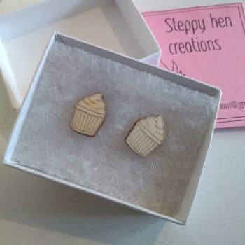 Cupcake earrings | Laser engraved wood - product image 2