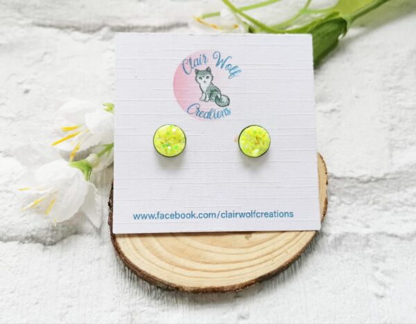 Neon yellow stainless steel studs - main product image