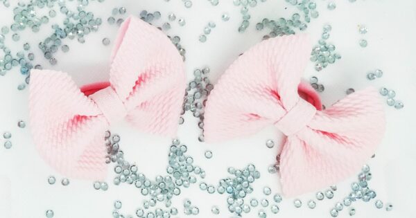 Set of two cute 3″ pigtail bows - product image 3