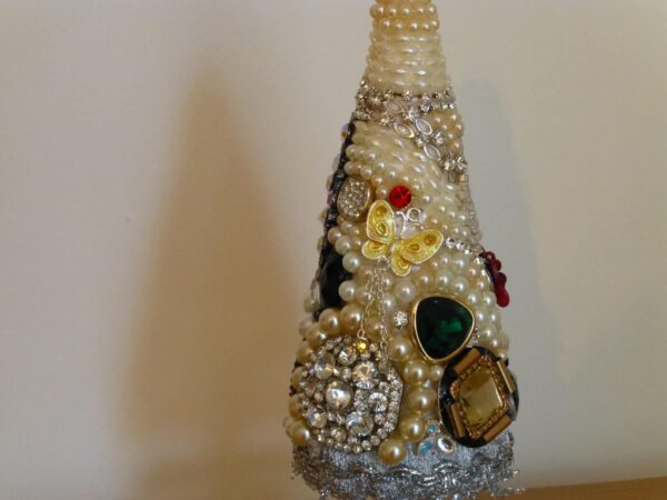 Upcycled jewellery Christmas tree - product image 5