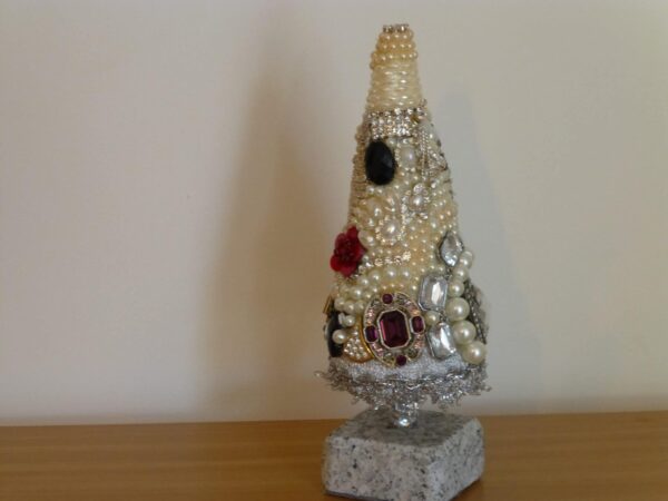 Upcycled jewellery Christmas tree - product image 3