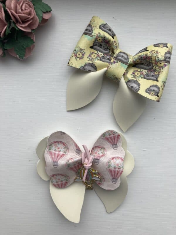 Pinch bow,hair bow, colour changing bow - main product image