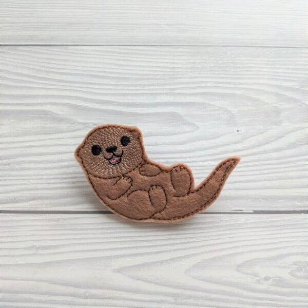 Cute Otter Brooch - main product image