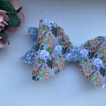 Canvas and glitter bows