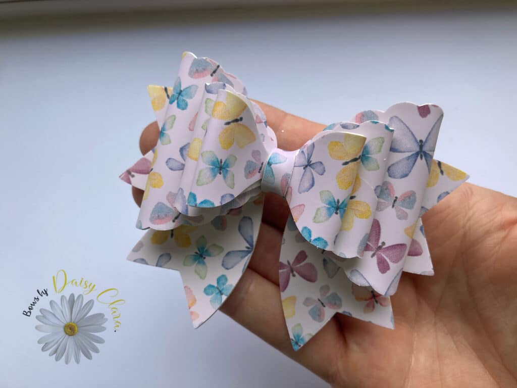 Colour changing butterfly hair bow