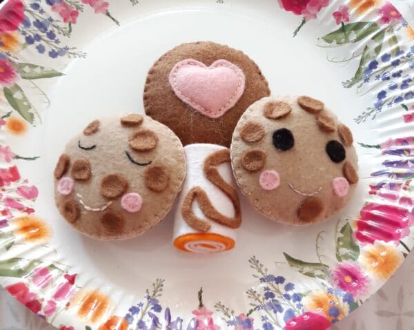 Handmade felt set of cookies and cake play food - product image 3