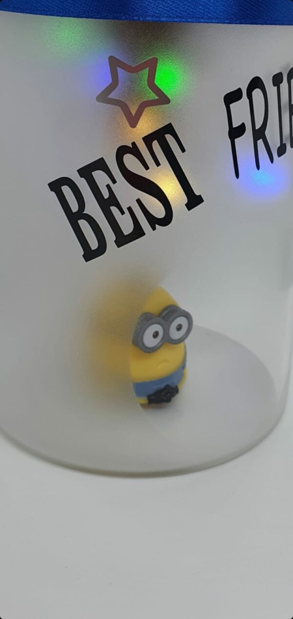 Best Friend Minion lamp - product image 4