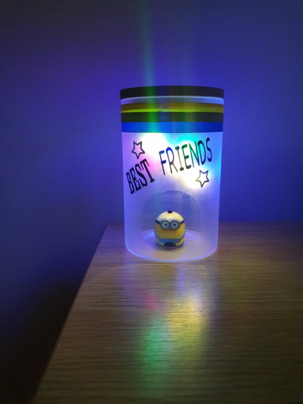 Best Friend Minion lamp - product image 5