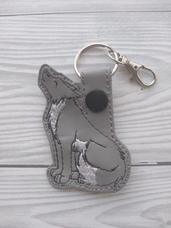 Wolf keyring, grey wolf gifts - product image 2