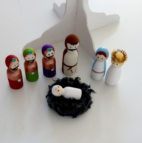 Hand painted set of 7 Nativity peg dolls. - main product image