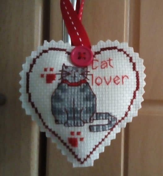 Cat Lover Hanging Heart Pocket Hug – Cross Stitch in Grey & Red - main product image