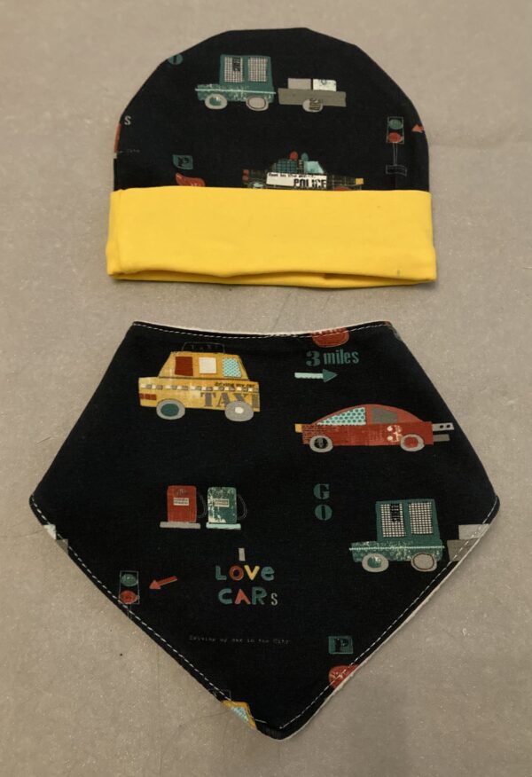 Up to 1 month hat and bib set ( I love cars) - main product image