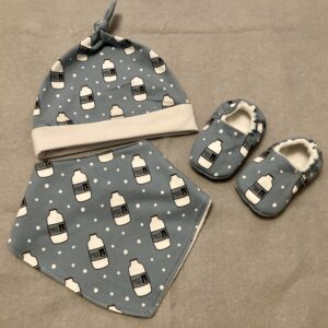 Baby gift set blue milk bottles