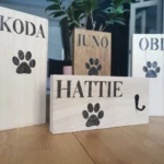 Personalised dog leash holder